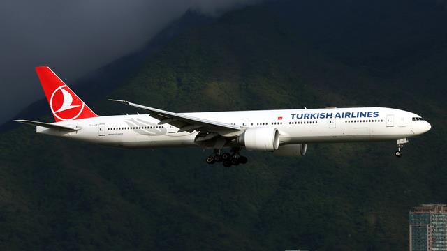 TC-JJT::Turkish Airlines